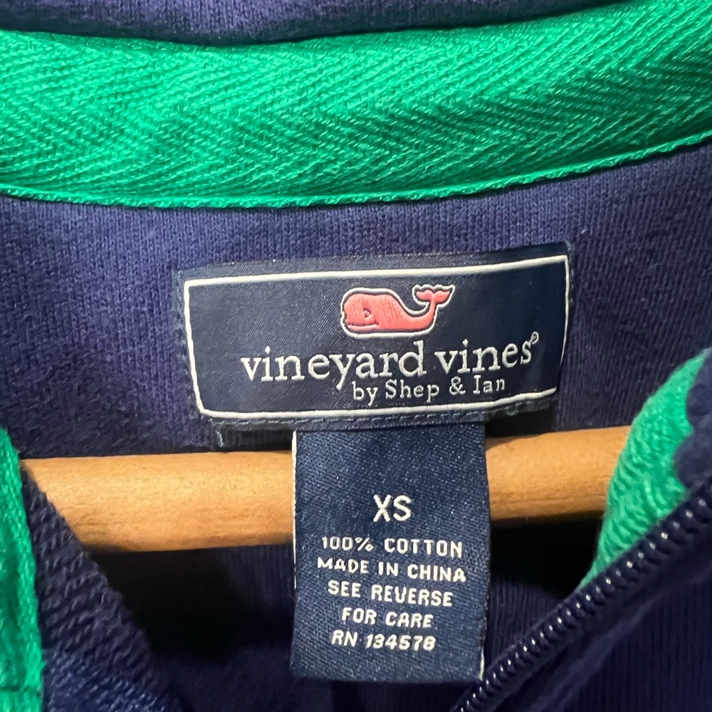 Vineyard Vines Extra Small Pull Over - image 2